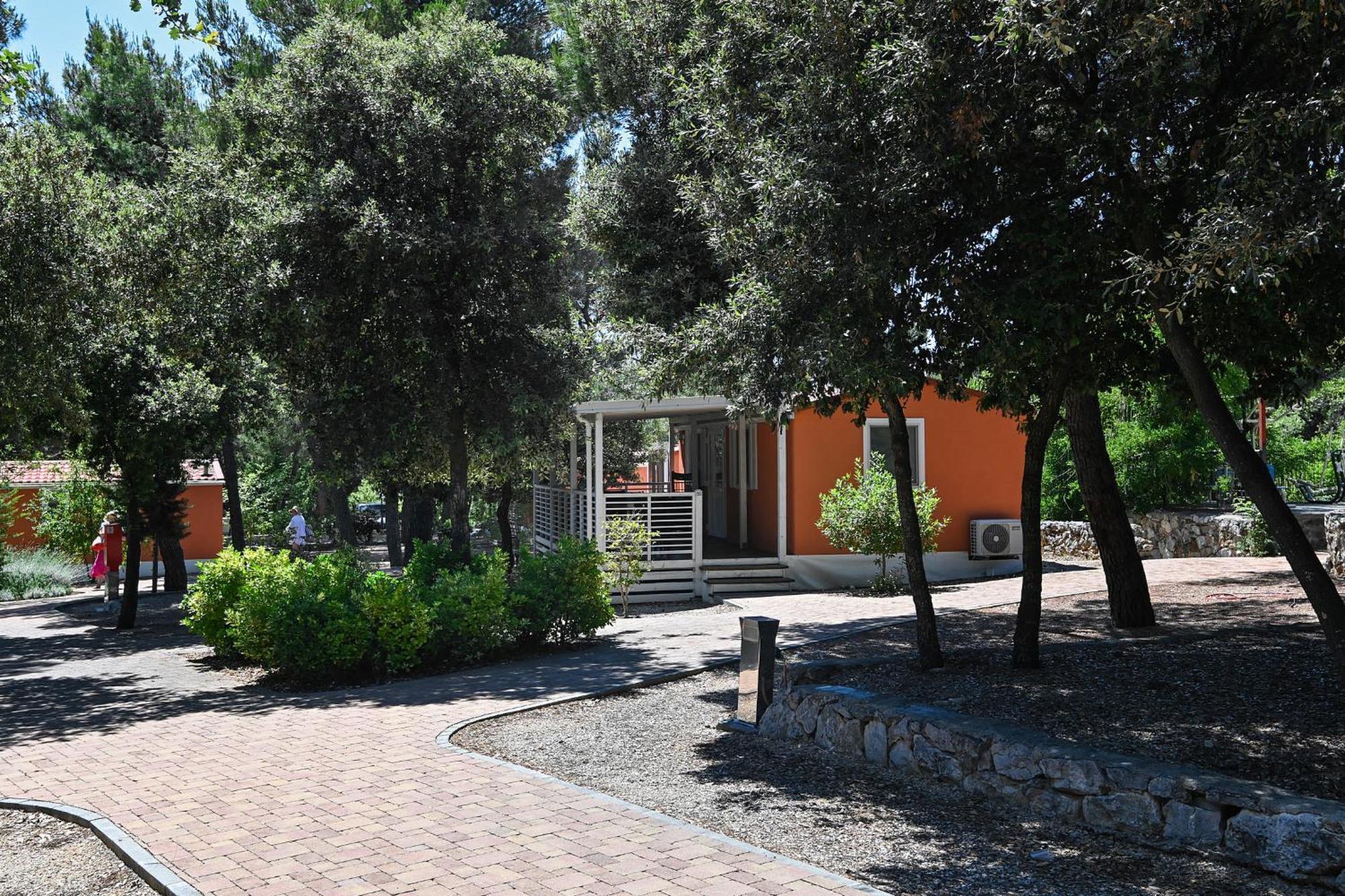 Camping Park Soline Mobile Homes Biograd Na Moru Buitenkant foto